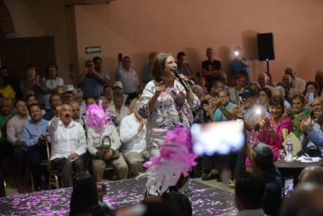  De visita a la Capital, Xóchitl Gálvez Ruiz, aspirante a encabezar el Frente Amplio por México, manifestó que el presidente Andrés Manuel López Obrador la odia y no soporta que participe en la contienda.