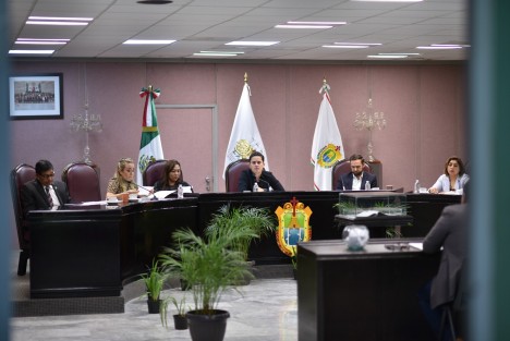 La Comisión Permanente de Vigilancia de este Congreso llevó a cabo las entrevistas a las y los aspirantes a la titularidad del Órgano Interno de Control (OIC) del Tribunal de Justicia Administrativa del Estado de Veracruz (Trijaev), como parte del proceso de selección estipulado en la Convocatoria abierta orientada a la elección del perfil más adecuado para ocupar dicho cargo.