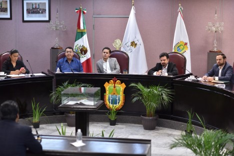 Como parte del proceso para elegir a la persona titular del Órgano Interno de Control (OIC) del Poder Legislativo del Estado de Veracruz, la Comisión Permanente de Vigilancia realizó, en la sala Venustiano Carranza, las entrevistas a siete aspirantes al cargo.