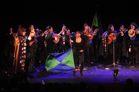 Este jueves dio inicio el 10° Festival de Tunas Femeniles en Xalapa, con un concierto en un repleto Teatro  J.J. Herrera. En un recorrido musical por diversos ritmos latinoamericanos se presentaron: de Colombia, Angelita Urueña, Liliana Fernández y el grupo folclórico Chizamwaka; de Chile, Andrea Andreu Muñoz;  y las tunas: Alondras de Puerto Rico, así como las anfitrionas, la Tuna Femenil Universidad Veracruzana.