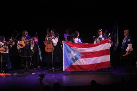 Este jueves dio inicio el 10° Festival de Tunas Femeniles en Xalapa, con un concierto en un repleto Teatro  J.J. Herrera. En un recorrido musical por diversos ritmos latinoamericanos se presentaron: de Colombia, Angelita Urueña, Liliana Fernández y el grupo folclórico Chizamwaka; de Chile, Andrea Andreu Muñoz;  y las tunas: Alondras de Puerto Rico, así como las anfitrionas, la Tuna Femenil Universidad Veracruzana.