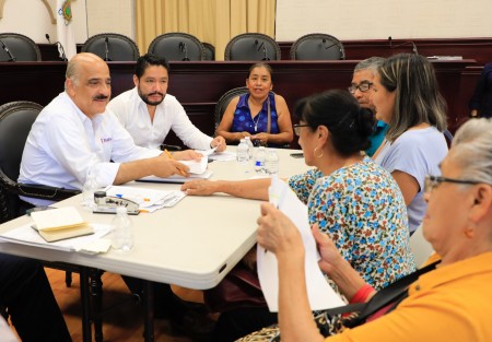 Durante una jornada de audiencias ciudadanas, el Edil explicó que esta estrategia es la que ha permitido recabar información directamente de las personas, con el fin de saber a dónde dirigir los esfuerzos para hacer estudios que deriven en factibilidades y proyectos. 