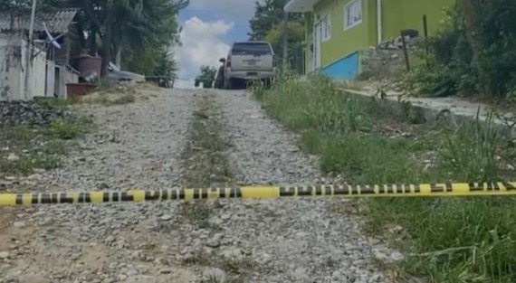 Reportes de vecinos de varias zonas de la ciudad de Poza Rica, Ver., llevaron al hallazgo este domingo 13 de agosto, de varias hieleras conteniendo restos humanos. Hasta el momento se desconoce el número e identidad de personas ultimadas, así como los responsables de tales hechos.