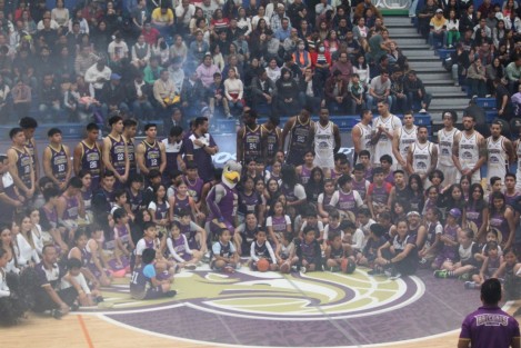 El equipo de baloncesto Halcones de Xalapa se presentó de manera oficial ante más de 2,500 asistentes el juego de exhibición ante la Academia Elite Halcones de Xalapa, en el Nido del Halcón.  