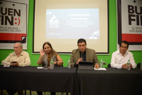 Integrantes de CANACO se quejaron de que las autoridades de gobierno hagan caso omiso, ante las denuncias de algunos empresarios que han sufrido algún tipo de extorsión en sus negocios. 