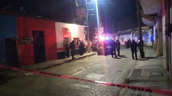 Tres muertos y dos heridos fue el saldo de una balacera registrada  la noche de este jueves en el Bar Garibaldi, en la ciudad de Tlapacoyan,  Ver..