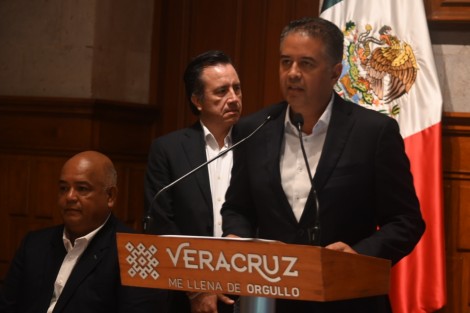 El secretario de Turismo y Cultura, Iván Francisco Martínez Olvera presentó los resultados del recién efectuado Costa Esmeralda Fest, con el cual la ocupación hotelera alcanzó el 96% y llegaron más de 68 mil visitantes generando cerca de 70 mdp para la economía local.