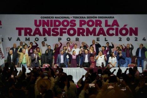 Durante la Tercera Sesión Ordinaria del Consejo Nacional de MORENA, en la Ciudad de México, se formalizó el nombramiento de Claudia Sheinbaum como coordinadora de defensa de la transformación, léase, próxima aspirante a la Presidencia de la República. 
