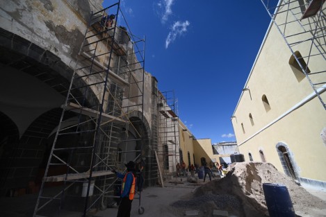  El gobernador Cuitláhuac García Jiménez, en compañía de funcionarios de gobierno, supervisó los trabajos de restauración de la Fortaleza de San Carlos, en el municipio de Perote, la cual en breve será abierta al público en general. 
