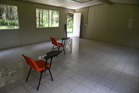 A decir de uno de los cuidadores, las instalaciones de esta Extensión  del ITSX en que se ofrecían las carreras de Ingeniería en Industrias Alimenticias y Gestión Empresarial, se están deteriorando a raíz de que quedaron en desuso. 