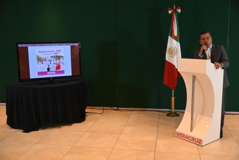 El político priista, detalló cómo funcionarios estatales estarían involucrados y la forma en que operan.