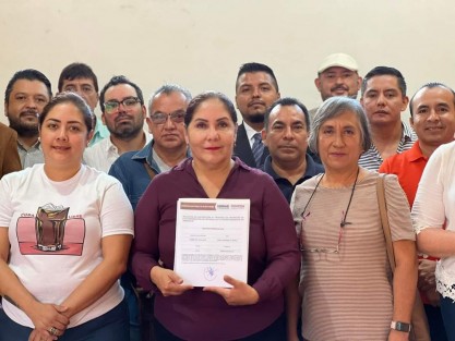 La Diputada Federal Claudia Tello, el día de hoy se inscribió a la Coordinación por la Defensa de la Cuarta Transformación en Veracruz. 