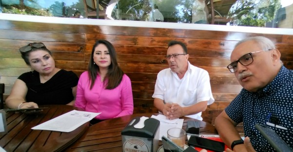 Representantes de cientos de organizaciones conformaron el Consejo Cívico Ciudadano de Veracruz (CCC Veracruz),  para construir el Frente amplio por Veracruz intregando a la oposición política en la entidad y designar un candidato a la gubernatura. 