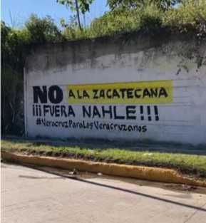 Lo mismo ocurrió con pinta de bardas. 