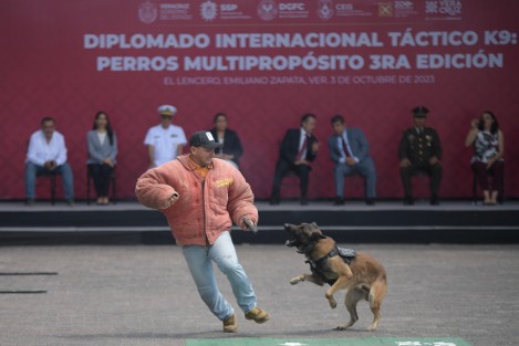 Los siguientes 45 días, el Centro de Estudios e Investigación en Seguridad albergará a elementos militares y policiales de Costa Rica, Ecuador, Panamá, Perú y México, quienes serán instruidos en detección de narcóticos y explosivos, búsqueda de personas, guardia y protección, operación táctica y proximidad ciudadana. 