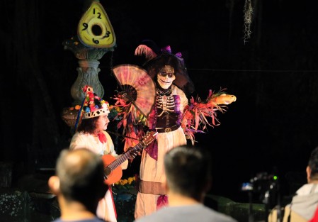 Para celebrar este Día de Muertos, en Xalapa se prepara una amplia oferta de eventos artísticos y culturales pensados para toda la familia en distintos recintos de la ciudad. 