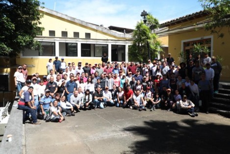 A través de redes sociales, el Gobernador Cuitláhuac García compartió apectos  del tequio realizado este domingo en las que serán las nuevas instalaciones de la Secretaría de Turismo.Un espacio digno y mejorado para los trabajadores de esta dependencia, comentó el titular del ejecutivo estatal.  
