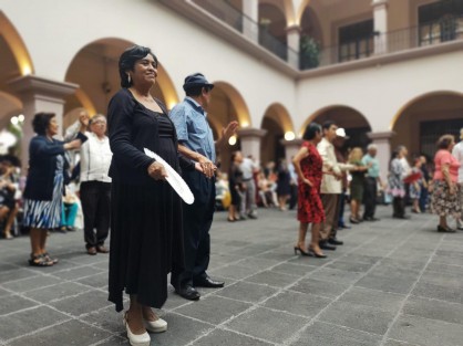 Como cada domingo, la Dirección de Cultura del H. Ayuntamiento de Xalapa llevó alegría a las familias con las actividades de su programa Domingos Familiares. 