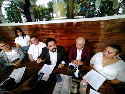 Antes de tomarse su café en el centro de Xalapa, un grupo de comensales y abogados expresó su apoyo al diputado plurinominal  por el Estado de México con licencia, Sergio Gutiérrez Luna, para encabezar el proyecto de la 4T en Veracruz, por considerarlo el más preparado.  