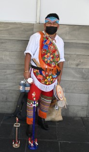 La mayoría de los trajes típicos de las diversas regiones del país, son producto del mestizaje, aunque en algunos resaltan más que en otros, las aportaciones indígenas. 