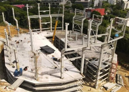 A través de redes sociales el Gobernador Cuitláhuac García dio cuenta de su visita a la obra de construcción del nuevo Nido del Halcón. 