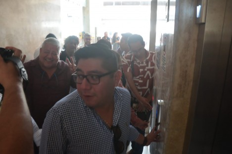 Este jueves se habían dado a conocer en el Comité Estatal de Morena en Veracruz, los resultados de  la encuesta de reconocimiento de los aspirantes a coordinar la defensa de la Cuarta Transformación en Veracruz. 