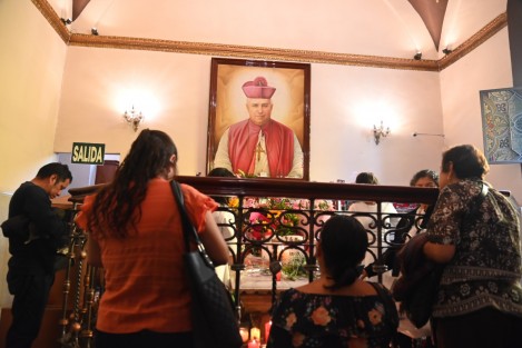 Por tratarse de un día y horas laborales, la mañana de este 24 de octubre se vio poca afluencia de devotos visitando la tumba de San Rafael Guízar en esta su fiesta patronal. Se espera que por la tarde la afluencia sea más nutrida.