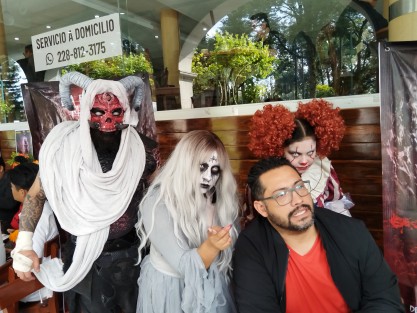 La Dirección de Cultural del Ayuntamiento de Xalapa, a través de la casa productora La Fábrica Maldita, invitó a vivir el tétrico escenario natural de pánico denominado El Sótano del Terror, del 27 de octubre al 5 de noviembre, que se instalará en el IMAC.