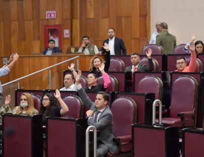 El Pleno de la LXVI Legislatura avaló el dictamen de la Comisión Permanente de Vigilancia por el que son aprobados los Informes Individuales y el Informe General Ejecutivo de las Cuentas Públicas de los entes fiscalizables del estado de Veracruz, correspondiente al ejercicio fiscal 2022. 