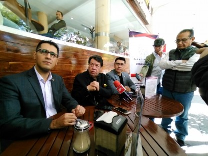 El presidente de la Cámara Nacional de la Industria de Transformación (CANACINTRA) Xalapa, Juan Manuel García González, informó que se instaló un centro de acopio para ayudar a damnificados por el huracán Otis, en Acapulco, Guerrero.