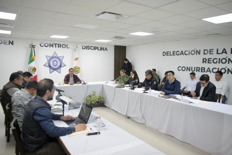 Desde Córdoba, el Gobernador Cuitláhuac García informó que desde anoche, coordinados con el alcalde de Agua Dulce, están atendiendo los efectos de la lluvia que superó los 250 mm en 24 horas, y en algunos puntos río arriba los 400 mm, que viene a ser el registro más alto de la temporada en un solo día.