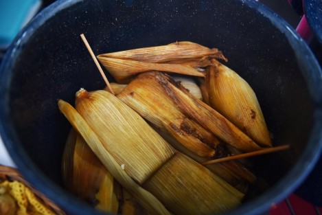 Además de disfrutar de estos alimentos, las y los asistentes acompañarán su experiencia gastronómica con un amplio cartel artístico preparado especialmente para amenizar el desarrollo de esta feria.  