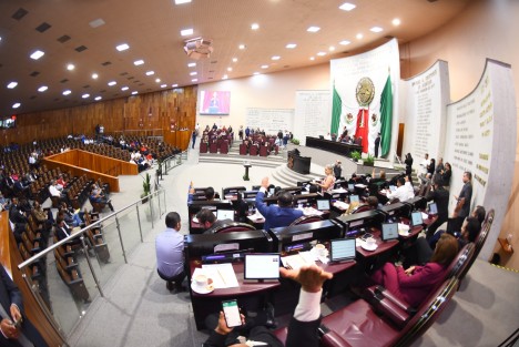 El Pleno de la LXVI Legislatura del estado aprobó el Acuerdo de la Junta de Coordinación Política (Jucopo) por el cual se modifica la integración de diversas comisiones legislativas, debido a la nueva conformación de la Mesa Directiva para el Tercer Año de Labores y por petición del Grupo Legislativo del Partido Acción Nacional.