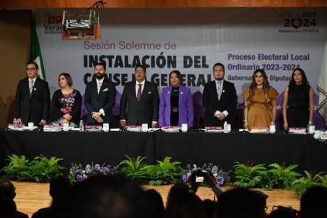En sesión solemne realizada en las instalaciones del Museo de Antropología de la ciudad de Xalapa, se instaló el Consejo General del Organismo Público Local Electoral para el Proceso Electoral Local Ordinario 2023-2024, encabezado por Marisol Delgadillo Morales. 