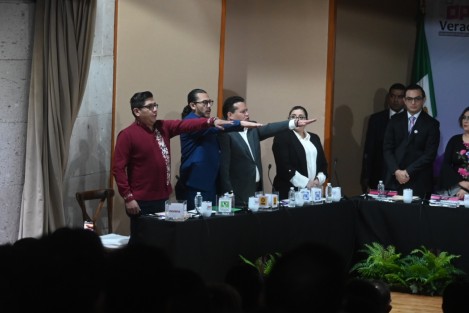 En sesión solemne realizada en las instalaciones del Museo de Antropología de la ciudad de Xalapa, se instaló el Consejo General del Organismo Público Local Electoral para el Proceso Electoral Local Ordinario 2023-2024, encabezado por Marisol Delgadillo Morales. 