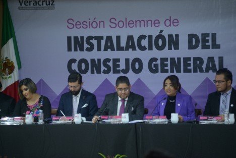 En sesión solemne realizada en las instalaciones del Museo de Antropología de la ciudad de Xalapa, se instaló el Consejo General del Organismo Público Local Electoral para el Proceso Electoral Local Ordinario 2023-2024, encabezado por Marisol Delgadillo Morales. 
