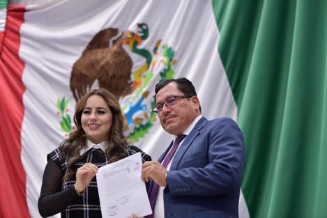 El diputado José Magdaleno Rosales Torres presentó una iniciativa para reformar la Ley Orgánica del Municipio Libre a fin de modificar la estructura y el funcionamiento de los Comités de Contraloría Social, cuya labor consiste en supervisar las obras que se realizan en sus propias comunidades. 