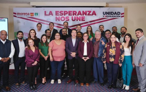 La dirigencia nacional de MORENA informó los resultados de las encuestas en Veracruz para nombrar Coordinador de la Defensa de la 4T en la entidad, resultando Rocío Nahle en la cima de las preferencias, seguida ´por Manuel Huerta. 