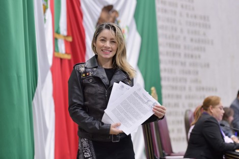 Convoca Diputada a sujetos obligados a firmar el programa Transparencia Naranja.  De 395 entes, solo 108 participan en este programa impulsado por el IVAI, señaló Maribel Ramírez Topete.