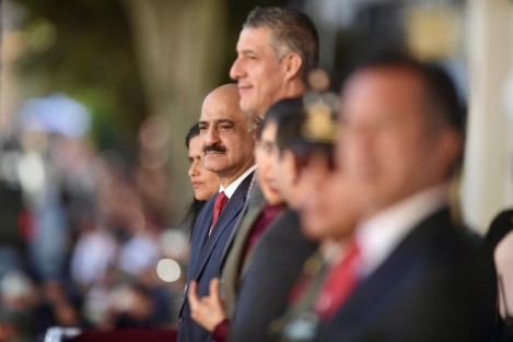 El presidente municipal Ricardo Ahued Bardahuil asistió al desfile cívico militar conmemorativo del 113 aniversario del inicio de la Revolución Mexicana, evento encabezado por el gobernador Cuitláhuac García Jiménez, integrantes de su gabinete y autoridades militares. 