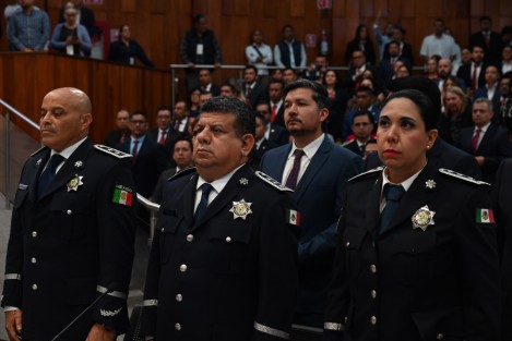 Veracruz es hoy la séptima entidad más segura del país, resultado de acciones orientadas a la reducción de la incidencia delictiva mediante estrategias preventivas y táctico-operativas, el uso de la tecnología, la profesionalización y dignificación de la labor policial, afirmó el titular de la Secretaría de Seguridad Pública (SSP), Cuauhtémoc Zúñiga Bonilla.