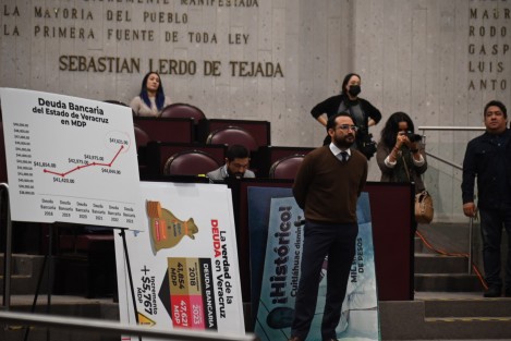 Cumplimos con orgullo y gracias al orden, transparencia y disciplina financiera tenemos récord de obras; cada año los montos en el rubro van al alza y tenemos un estimado de 7 mil 500 millones de pesos al cierre del presente: un aumento del 29.7% respecto a 2022, afirmó el titular de la Secretaría de Finanzas y Planeación (SEFIPLAN), José Luis Lima Franco.