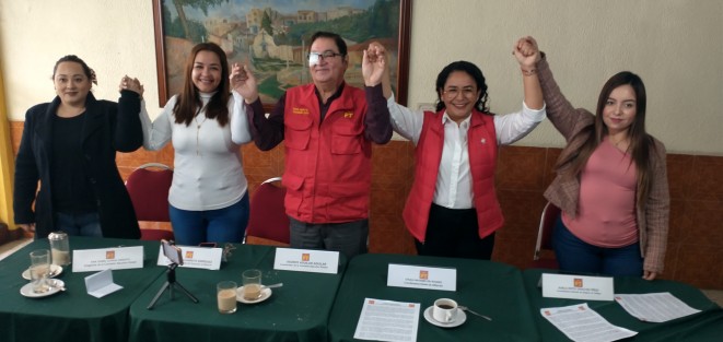 El Partido del Trabajo (PT) está ocupando su tiempo al 100% en el apoyo que brindamos a nuestra precandidata a la presidencia de la República. Con ella, recorrimos varios municipios del Estado promoviendo entre la militancia y simpatizantes las propuestas indicadoras de la continuación de la Cuarta Transformación (4T), expresaron dirigentes en la entidad. 