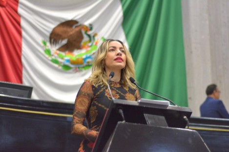La retroactividad en el cumplimiento de la pensión alimentaria en la legislación de Veracruz es el propósito de la Iniciativa de Decreto que reforma el párrafo primero del artículo 251 del Código Civil del estado, presentada por la diputada Maribel Ramírez Topete en la Quinta Sesión Ordinaria.