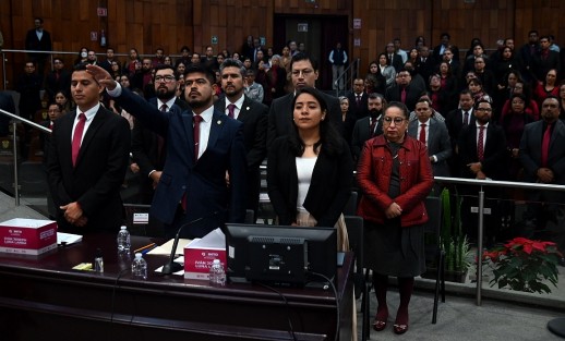 Los esfuerzos dirigidos a comunicar más y mejor incidieron en la opinión del desempeño de la administración pública estatal que, de acuerdo con el Índice de Desarrollo Democrático, de 2018 a la fecha Veracruz avanzó seis posiciones, destacó el titular de la Coordinación General de Comunicación Social, Iván Joseph Luna Landa.