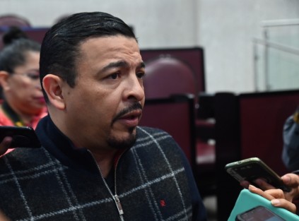  El Presidente de la Junta de Coordinación Política del Congreso de Veracruz, Juan Javier Gómez Cazarín se comprometió a que antes de que culmine la actual legislatura, cambiar el formato de las comparecencias para que los diputados asistan. 