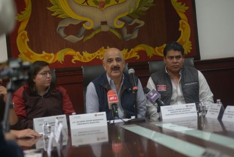 Esta mañana en conferencia de prensa,el alcalde de Xalapa, Ricardo Ahued anunció que la  Caravana Coca Cola, programada para hoy miércoles por la tarde noche,se suspende a causa del frente frío. 