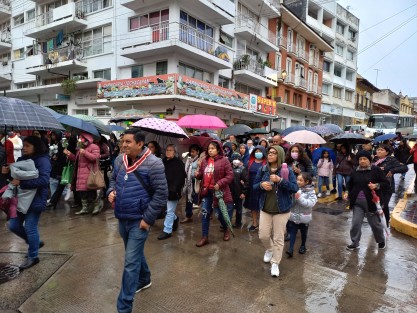 Con mucha fe, fieles del Decanato centro de la Arquidiócesis de Xalapa marcharon en procesión desde la iglesia de San José hacia la Catedral, con la imagen de la Inmaculada Concepción, patrona de Xalapa, cuya fiesta se celebra el 8 de diciembre. 