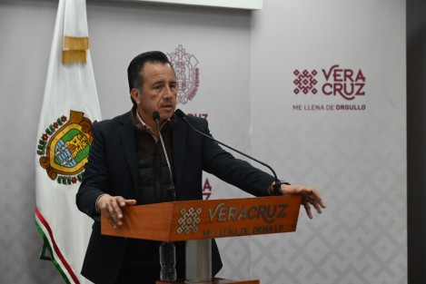 El gobernador Cuitláhuac García Jiménez dijo que hasta el momento los aspirantes a la gubernatura de Veracruz no han solicitado protección policiaca a la Secretaría de Seguridad Pública (SSP), para sus recorridos. Además descartó que se vaya a ofrecer seguridad especial a candidatos o precandidatos. 