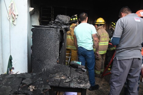  Por fortuna no hubo personas lesionadas, sólo cuantiosos daños materiales.